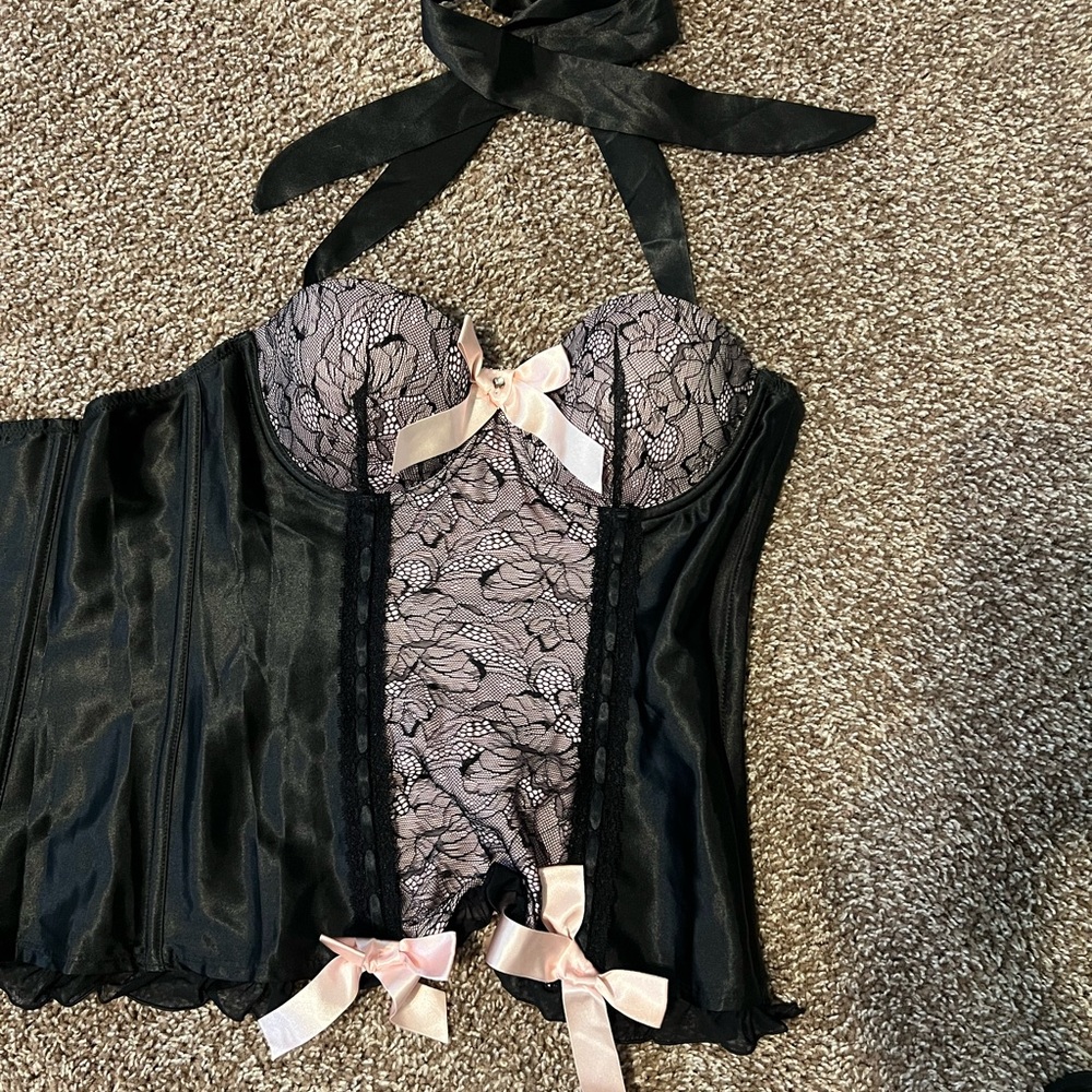 Frederick's of Hollywood Black and Pink Lace corset